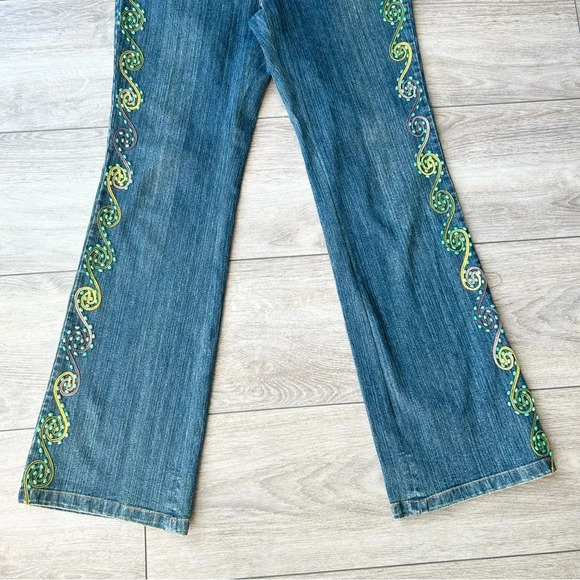 Vintage Chagall Embroidery Embellished Bootcut Jeans - Picture 4 of 11